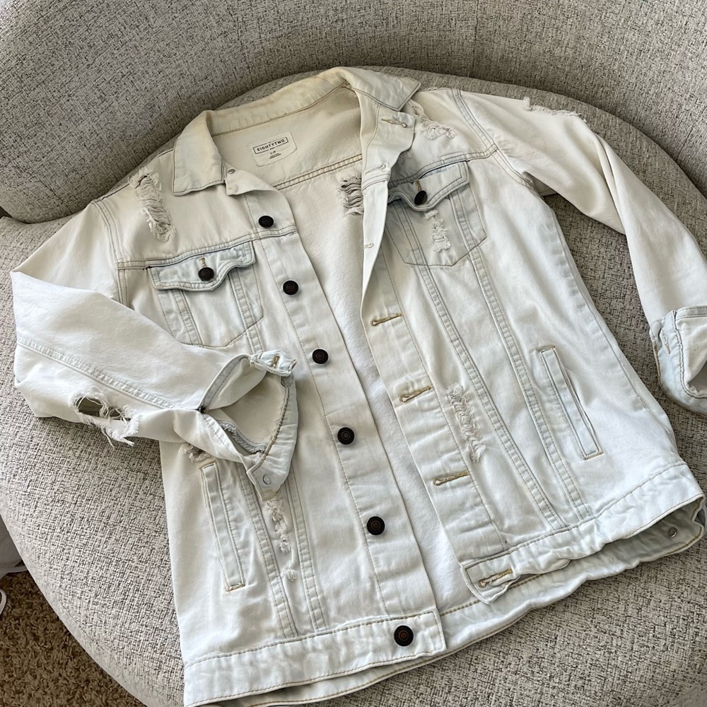 Light Wash Distressed Jean Jacket